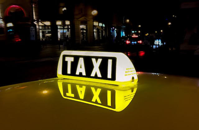 Elektrische taxi auto